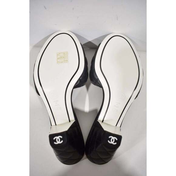 Chanel REV Black Lambskin Quilted CC Gold Logo Cone Heel Mule Slide Sandal 37.5 - Picture 11 of 11